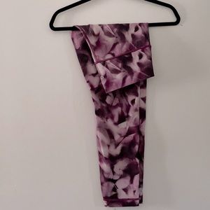 Lululemon wunderunder 23” crops